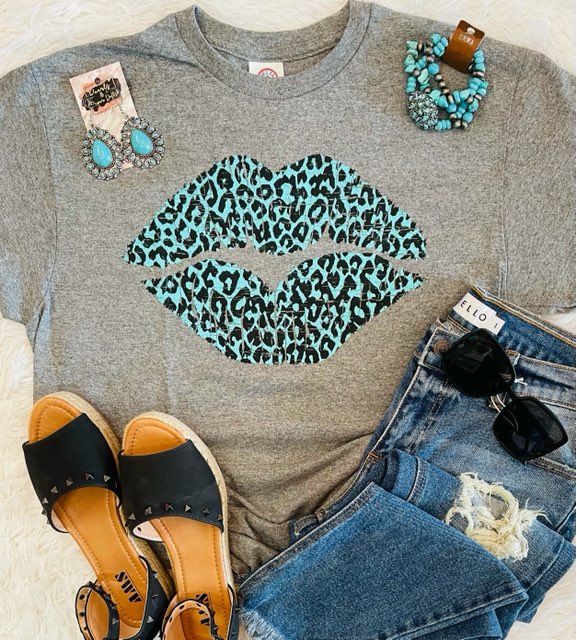 Turquoise Leopard Lips